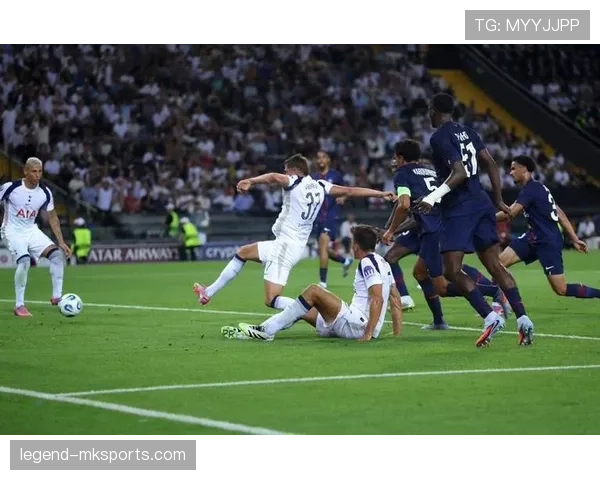 塞维利亚征战欧洲超级杯，近期状态与战术布局备受关注